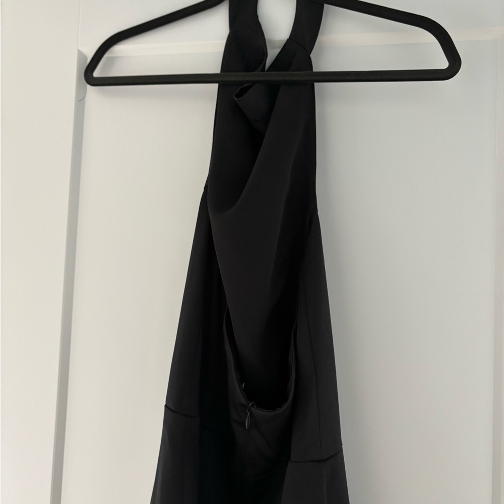 Elliatt Classic Black Dress